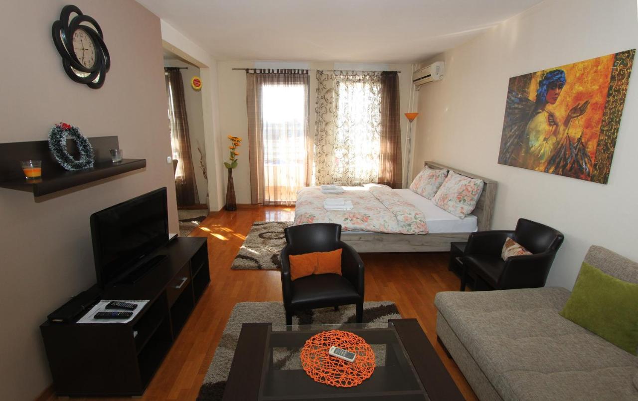 Twin Belville Apartments Βελιγράδι Δωμάτιο φωτογραφία