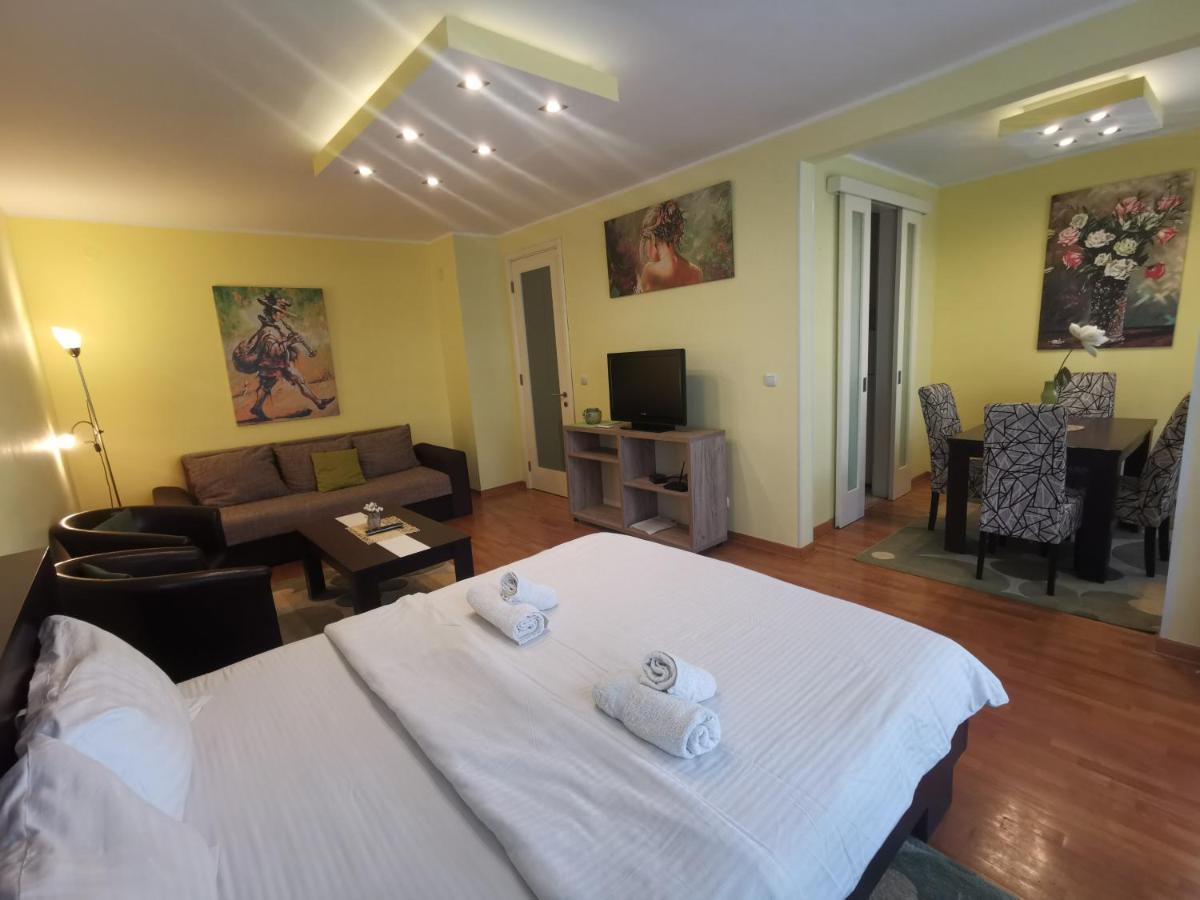 Twin Belville Apartments Βελιγράδι Εξωτερικό φωτογραφία